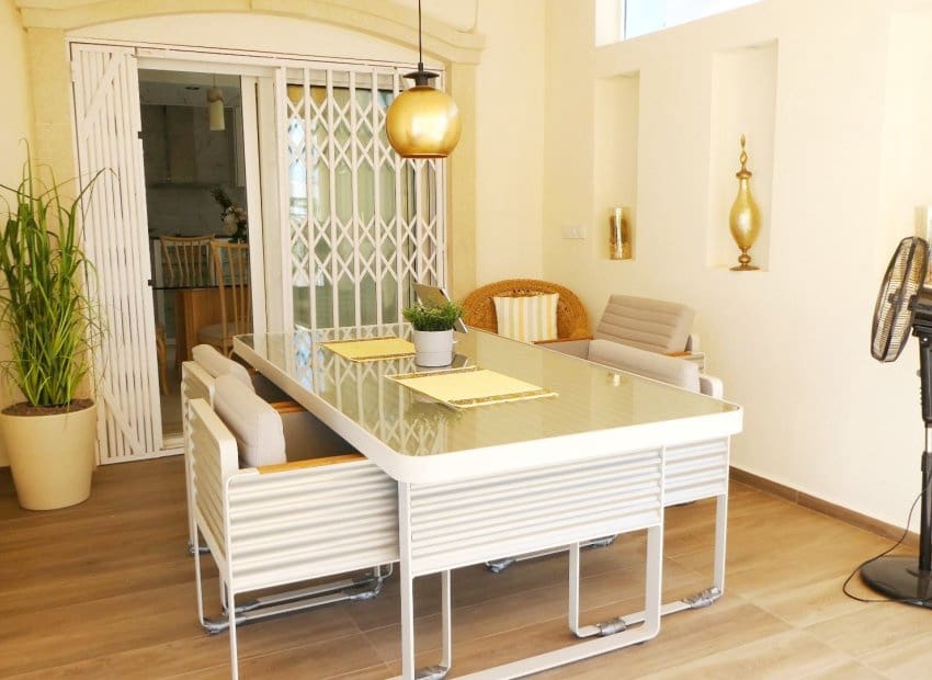 4 bedroom Villa for sale in Orihuela Costa with pool garage - € 660,000 (Ref: 9372400)