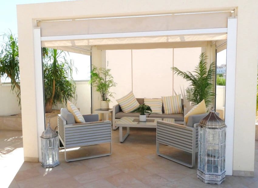 4 bedroom Villa for sale in Orihuela Costa with pool garage - € 660,000 (Ref: 9372400)