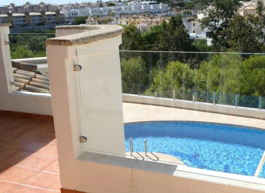 4 bedroom Villa for sale in Orihuela Costa with pool garage - € 660,000 (Ref: 9372400)