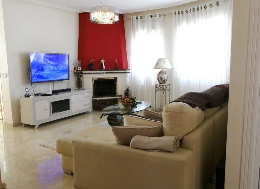 4 bedroom Villa for sale in Orihuela Costa with pool garage - € 660,000 (Ref: 9372400)