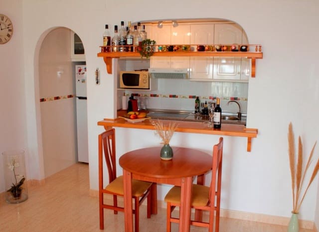 2 chambre Penthouse à vendre à Playa Flamenca, Orihuela avec piscine garage - 227 000 € (Ref: 9372401)