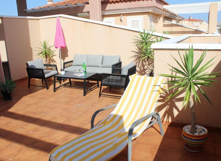 2 sypialnia Penthouse na sprzedaż w Playa Flamenca z basenem garażem - 227 000 € (Ref: 9372401)