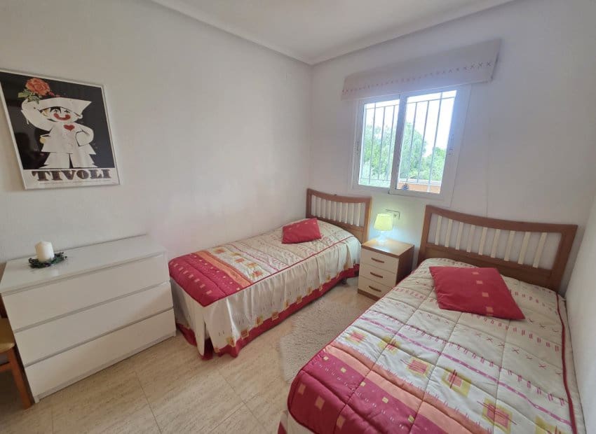 2 bedroom Apartment for sale in Playa Flamenca with pool garage - € 225,000 (Ref: 9372401)