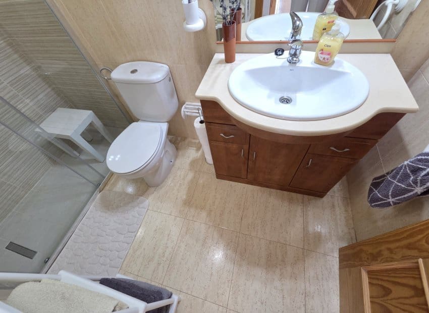2 bedroom Apartment for sale in Playa Flamenca with pool garage - € 225,000 (Ref: 9372401)