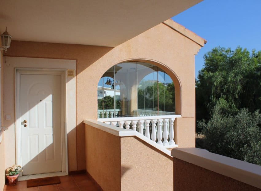 2 bedroom Apartment for sale in Playa Flamenca with pool garage - € 225,000 (Ref: 9372401)