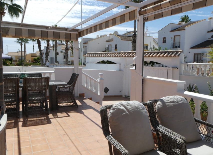 4 Zimmer Villa zu verkaufen in Los Dolses mit Pool Garage - 395.000 € (Ref: 9372402)