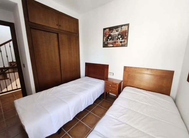 3 bedroom Villa for sale in Algorfa with pool garage - € 220,000 (Ref: 9372404)