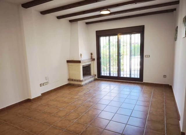 3 bedroom Villa for sale in Algorfa with pool garage - € 220,000 (Ref: 9372404)