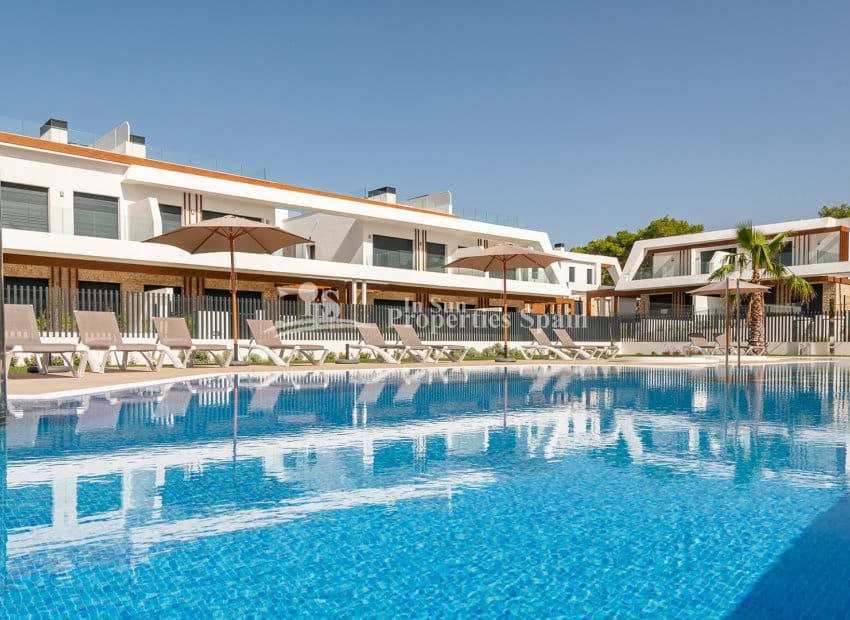 3 bedroom Villa for sale in Cala Ratjada with pool garage - € 970,000 (Ref: 9372406)