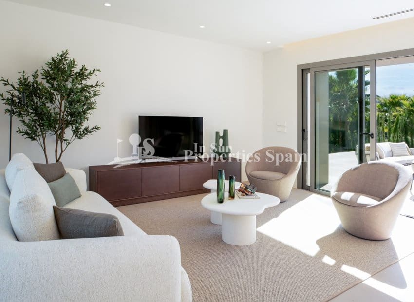 3 bedroom Villa for sale in Las Colinas Golf with pool garage - € 1,165,000 (Ref: 9372408)