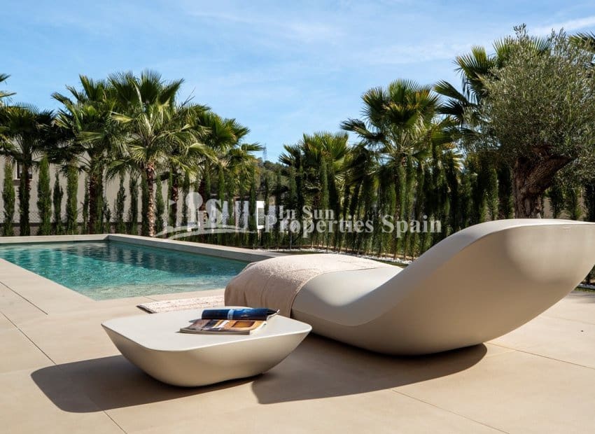 3 bedroom Villa for sale in Las Colinas Golf with pool garage - € 1,165,000 (Ref: 9372408)