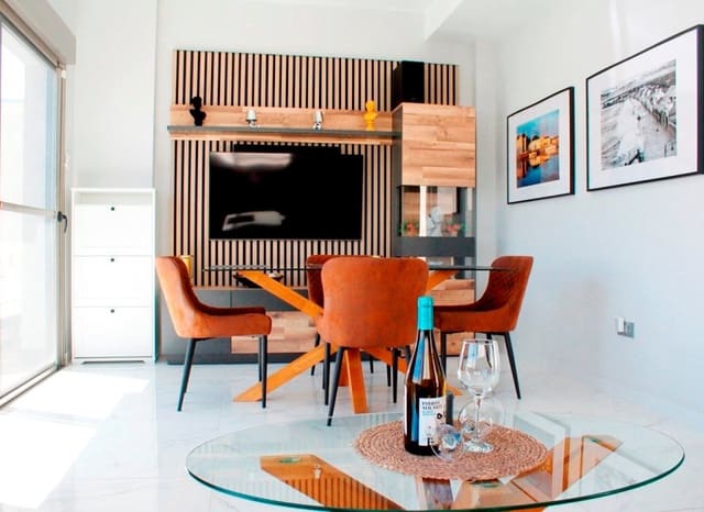 4 sypialnia Willa na sprzedaż w La Zenia, Orihuela z basenem garażem - 449 950 € (Ref: 9372410)