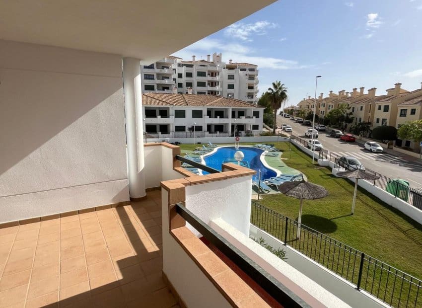 2 Zimmer Apartment zu verkaufen in Campoamor mit Pool Garage - 238.000 € (Ref: 9372421)