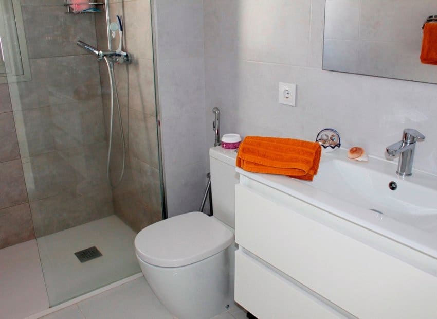 3 Zimmer Villa zu verkaufen in San Miguel de Salinas mit Pool Garage - 429.000 € (Ref: 9372435)