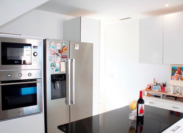 3 Zimmer Villa zu verkaufen in San Miguel de Salinas mit Pool Garage - 429.000 € (Ref: 9372435)