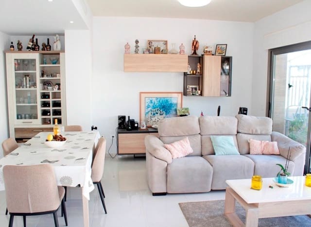 3 Zimmer Villa zu verkaufen in San Miguel de Salinas mit Pool Garage - 429.000 € (Ref: 9372435)