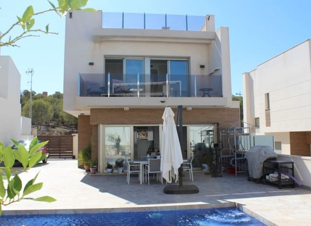 3 Zimmer Villa zu verkaufen in San Miguel de Salinas mit Pool Garage - 429.000 € (Ref: 9372435)