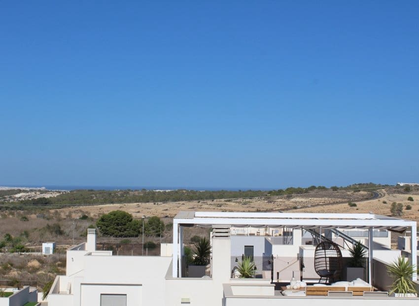 3 Zimmer Villa zu verkaufen in San Miguel de Salinas mit Pool Garage - 429.000 € (Ref: 9372435)