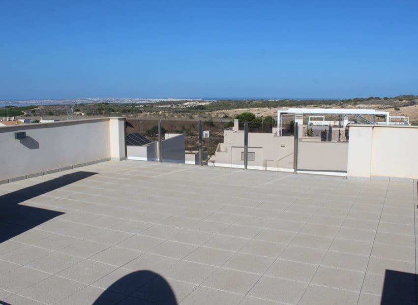 3 Zimmer Villa zu verkaufen in San Miguel de Salinas mit Pool Garage - 429.000 € (Ref: 9372435)