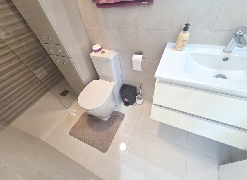 3 bedroom Villa for sale in San Miguel de Salinas with pool garage - € 429,000 (Ref: 9372435)
