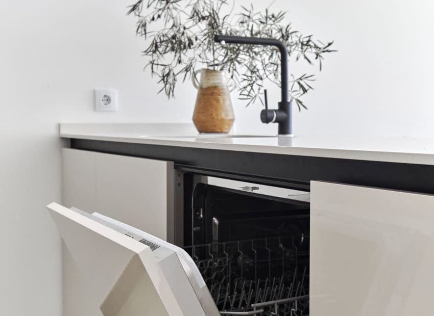 2 Zimmer Apartment zu verkaufen in Torrevieja mit Pool - 380.000 € (Ref: 9372508)