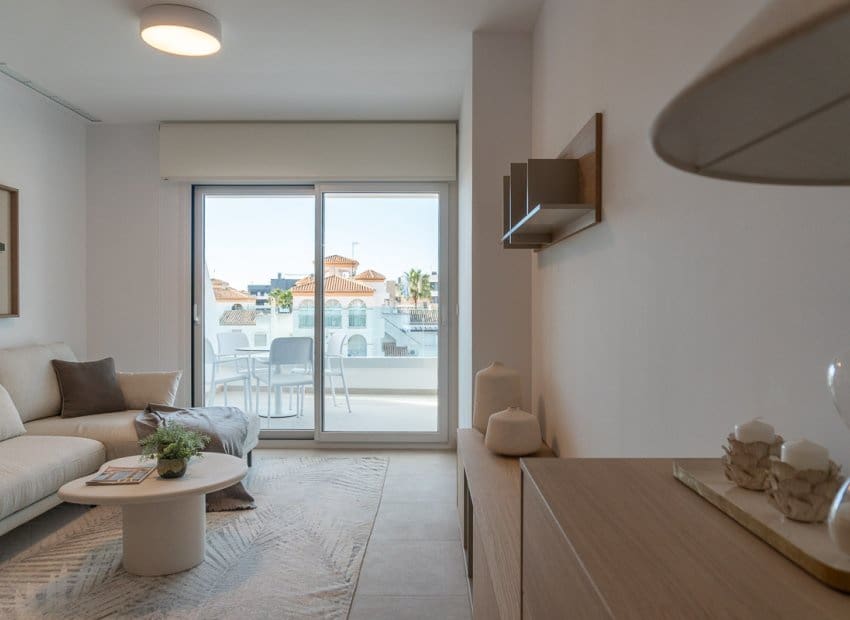3 bedroom Apartment for sale in Playa Flamenca with pool - € 419,000 (Ref: 9372531)