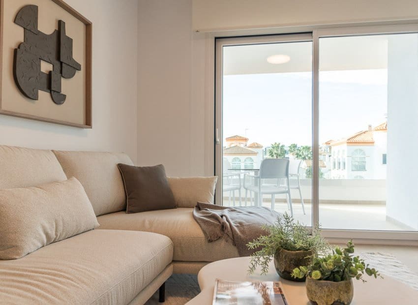 4 bedroom Apartment for sale in Playa Flamenca with pool - € 505,000 (Ref: 9372532)