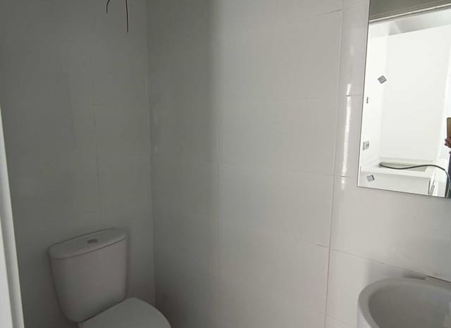 3 soveværelse Villa til salg i Daya Nueva med swimmingpool - € 299.000 (Ref: 9372559)