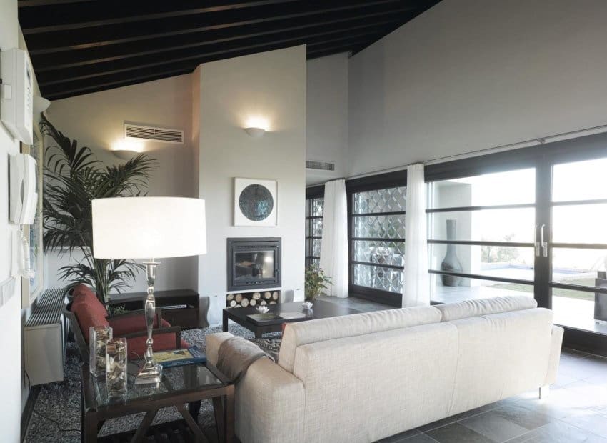 4 soveværelse Villa til salg i Avileses - € 375.000 (Ref: 9372572)