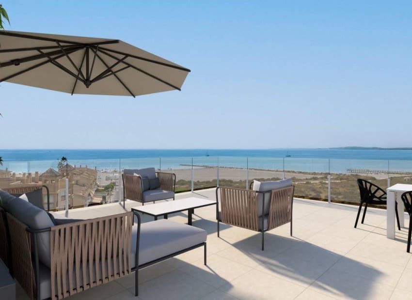 2 slaapkamer Penthouse te koop in Santa Pola met zwembad - € 420.000 (Ref: 9372612)