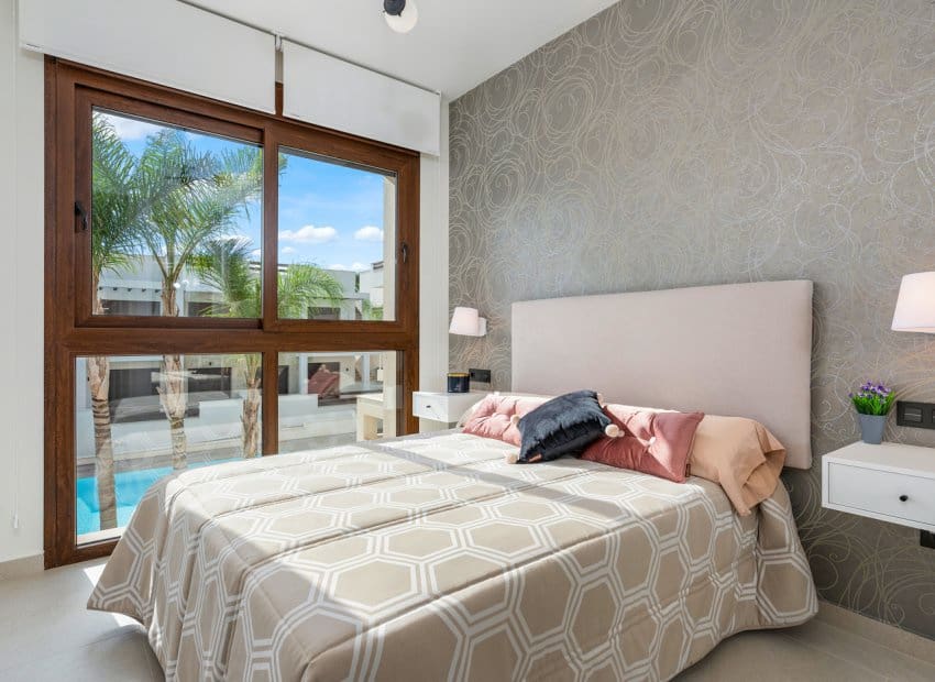 2 soveværelse Lejlighed til salg i Torrevieja med swimmingpool - € 285.000 (Ref: 9372636)