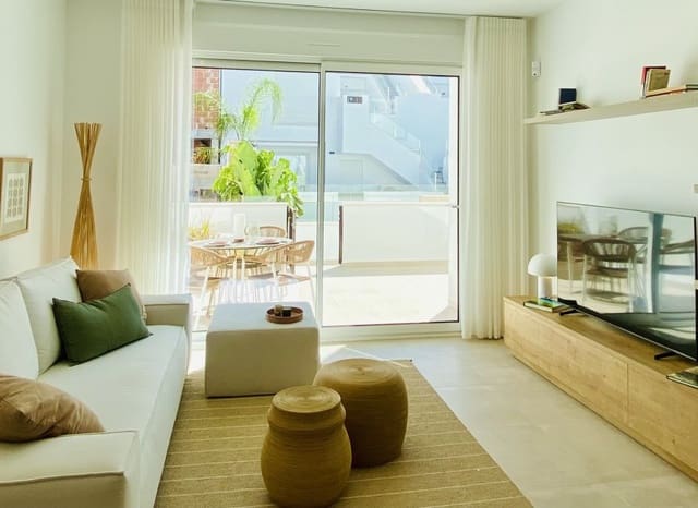 2 bedroom Apartment for sale in Pilar de la Horadada ciudad, Pilar de la Horadada with pool - € 319,900 (Ref: 9372655)