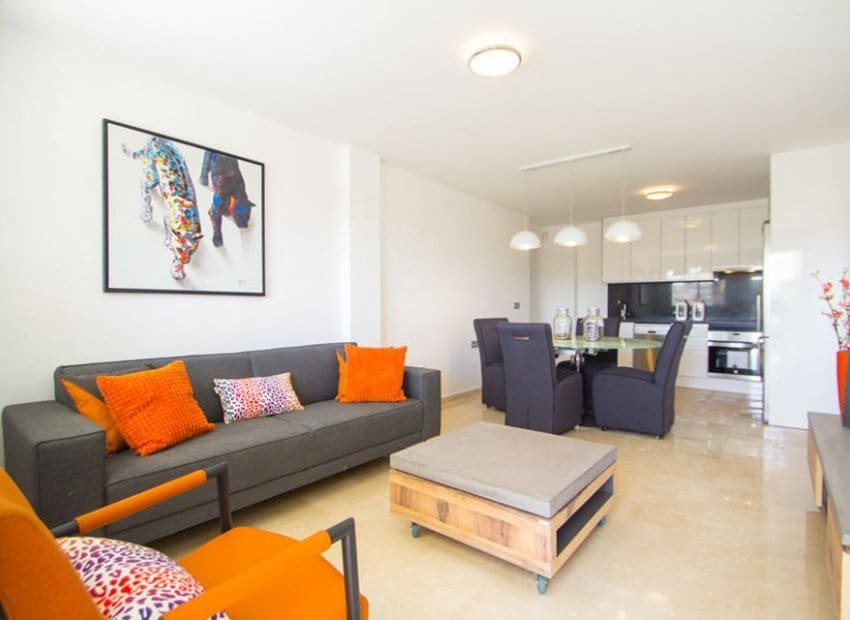 2 soveværelse Lejlighed til salg i Orihuela Costa med swimmingpool - € 283.000 (Ref: 9372664)