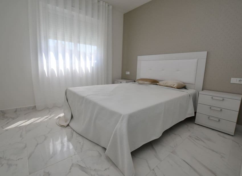 2 makuuhuone Huoneisto myytävänä paikassa San Miguel de Salinas mukana uima-altaan - 273 800 € (Ref: 9372753)