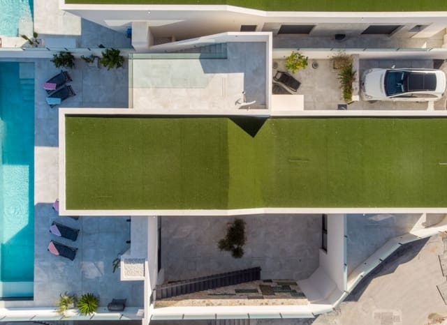 3 bedroom Villa for sale in Ciudad Quesada, Rojales - € 995,000 (Ref: 9372755)