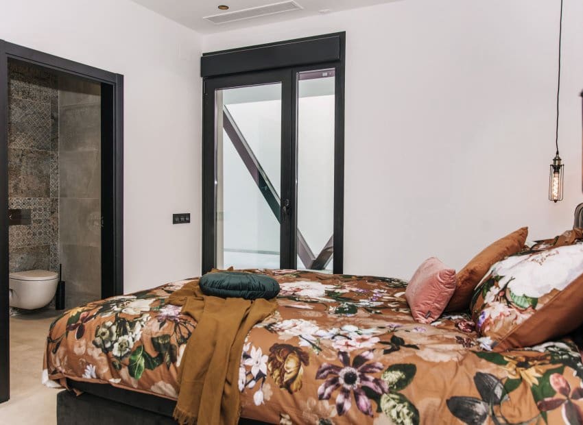 3 bedroom Villa for sale in Rojales - € 995,000 (Ref: 9372755)