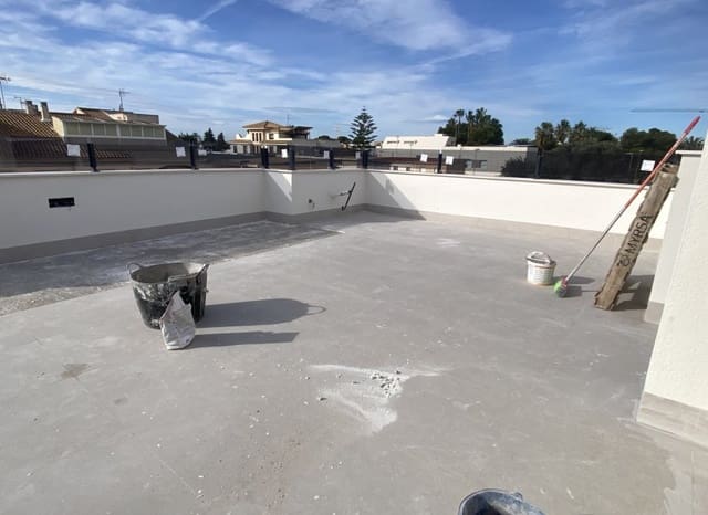 2 bedroom Apartment for sale in Los Cuarteros, San Pedro del Pinatar with pool - € 258,900 (Ref: 9372760)