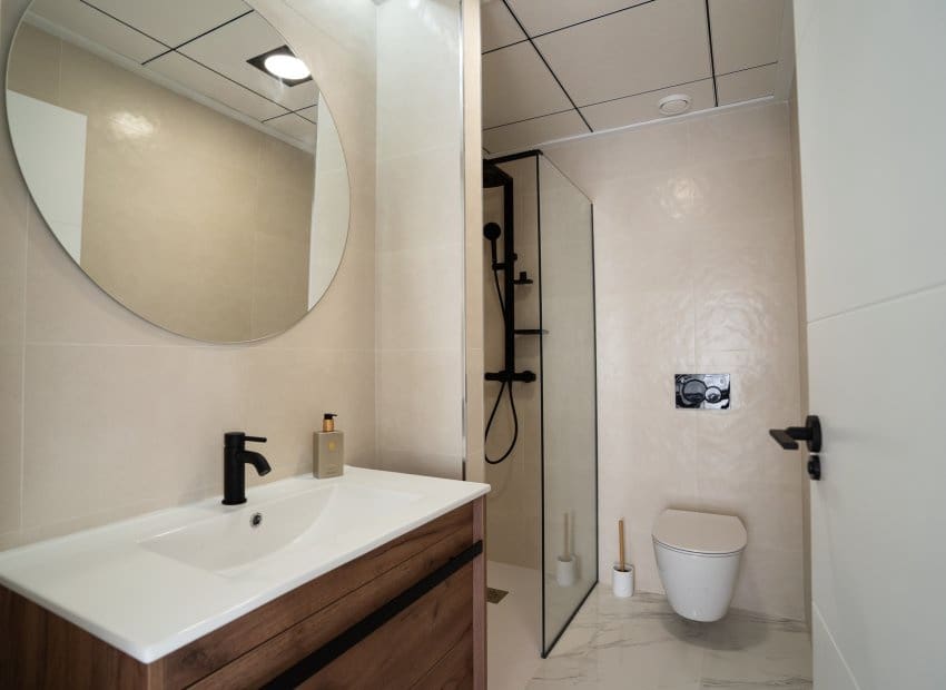 Apartamento de 2 habitaciones en Pilar de la Horadada en venta con piscina - 340.000 € (Ref: 9372795)