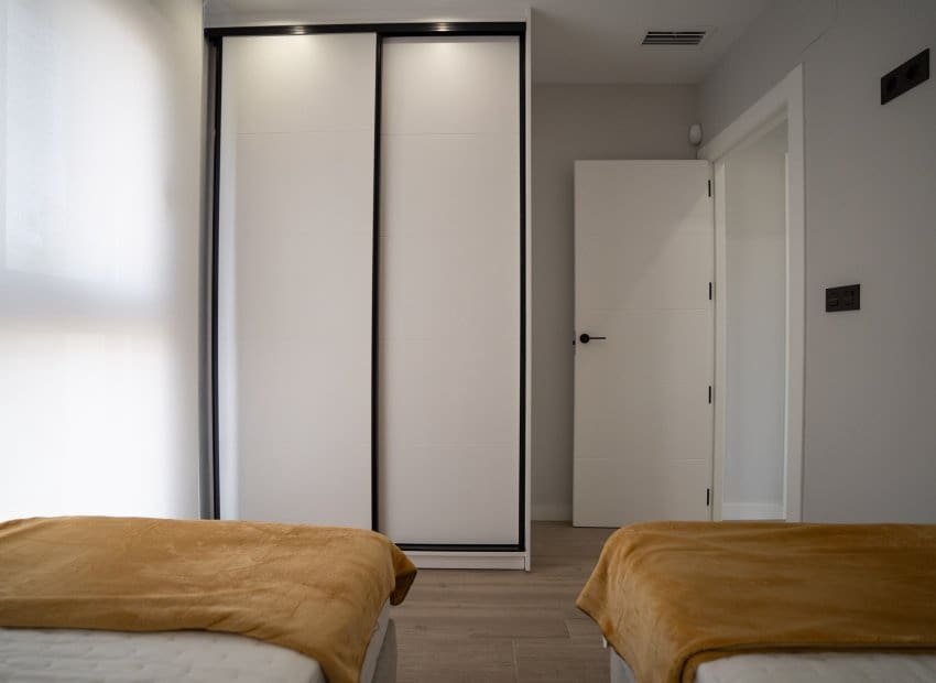 Apartamento de 2 habitaciones en Pilar de la Horadada en venta con piscina - 340.000 € (Ref: 9372795)