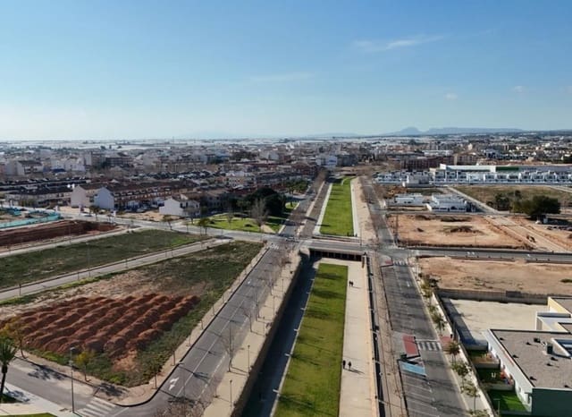 2 soverom Leilighet til salgs i Pilar de la Horadada ciudad, Pilar de la Horadada med svømmebasseng - € 340 000 (Ref: 9372798)