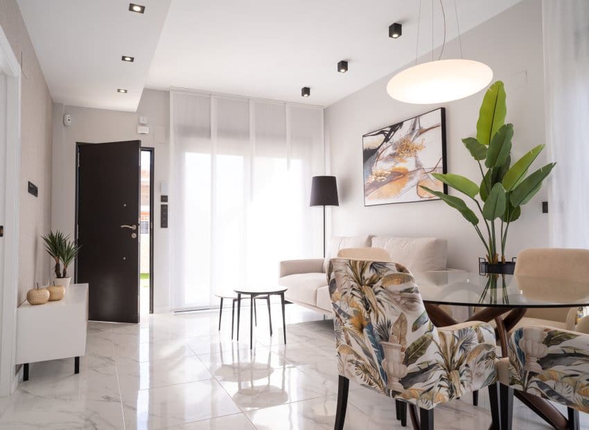 2 soverom Leilighet til salgs i Pilar de la Horadada med svømmebasseng - € 340 000 (Ref: 9372798)