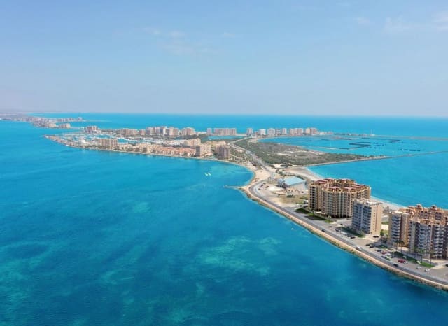 2 chambre Appartement à vendre à La Manga del Mar Menor avec piscine - 262 963 € (Ref: 9372810)