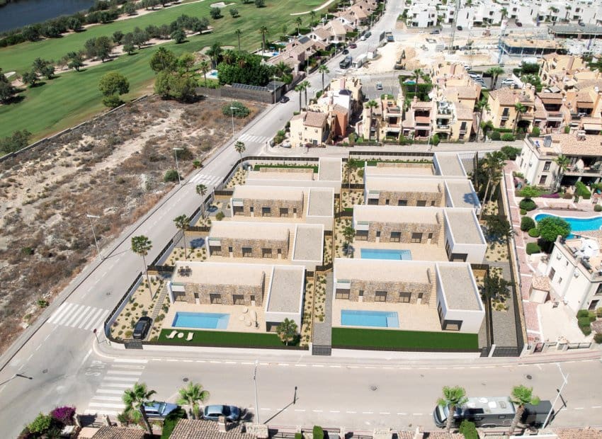 3 bedroom Villa for sale in Algorfa - € 579,000 (Ref: 9431214)