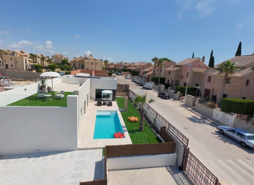 3 camera da letto Villa in vendita in Algorfa con piscina - 589.900 € (Rif: 9431214)