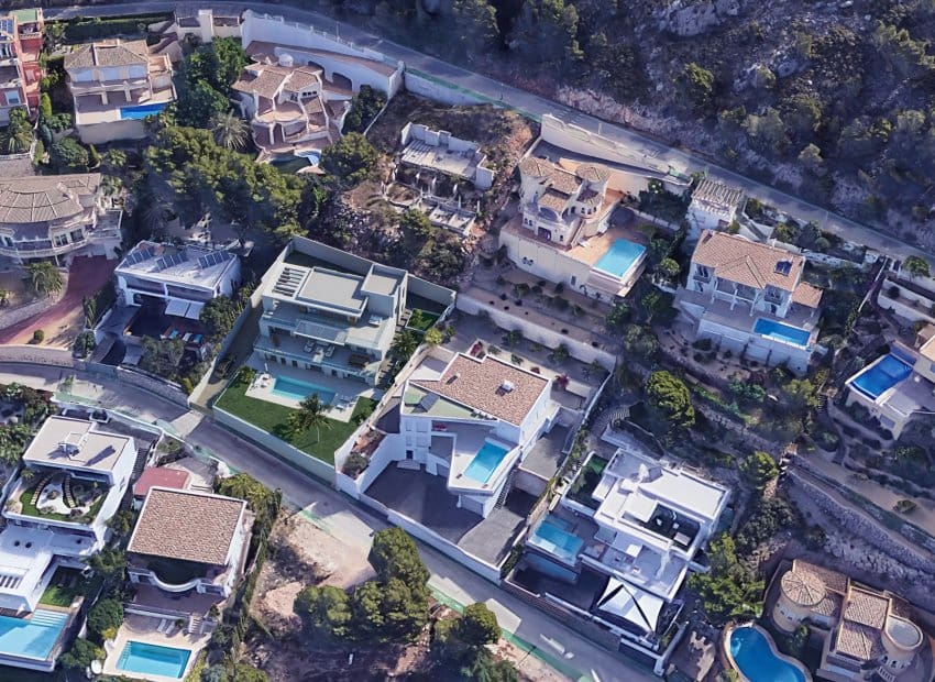 4 bedroom Villa for sale in Altea - € 2,690,000 (Ref: 9433337)