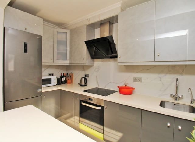 3 chambre Maison de Ville à vendre à Villamartin, Orihuela avec piscine - 229 000 € (Ref: 9452362)