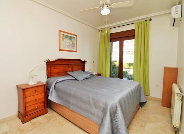 3 chambre Maison de Ville à vendre à Villamartin, Orihuela avec piscine - 229 000 € (Ref: 9452362)