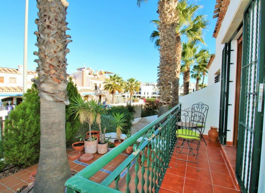 3 chambre Maison de Ville à vendre à Villamartin avec piscine - 229 000 € (Ref: 9452362)