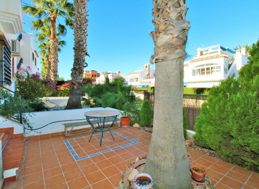 3 chambre Maison de Ville à vendre à Villamartin avec piscine - 229 000 € (Ref: 9452362)