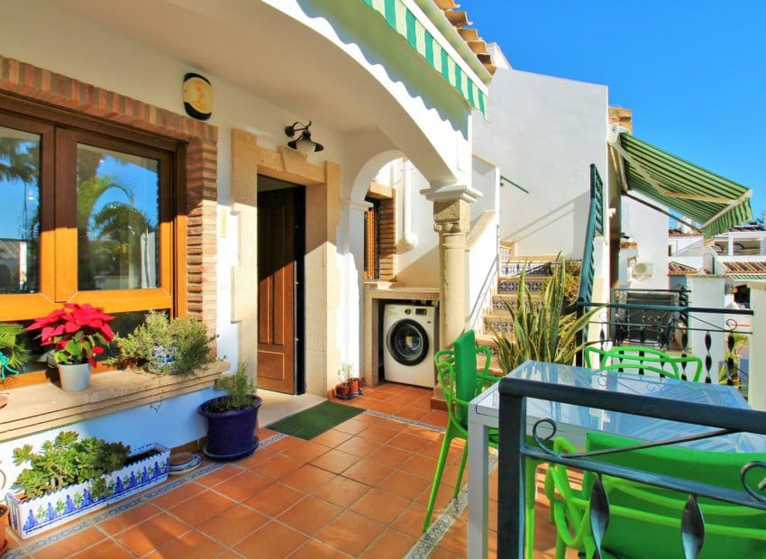 3 chambre Maison de Ville à vendre à Villamartin avec piscine - 229 000 € (Ref: 9452362)